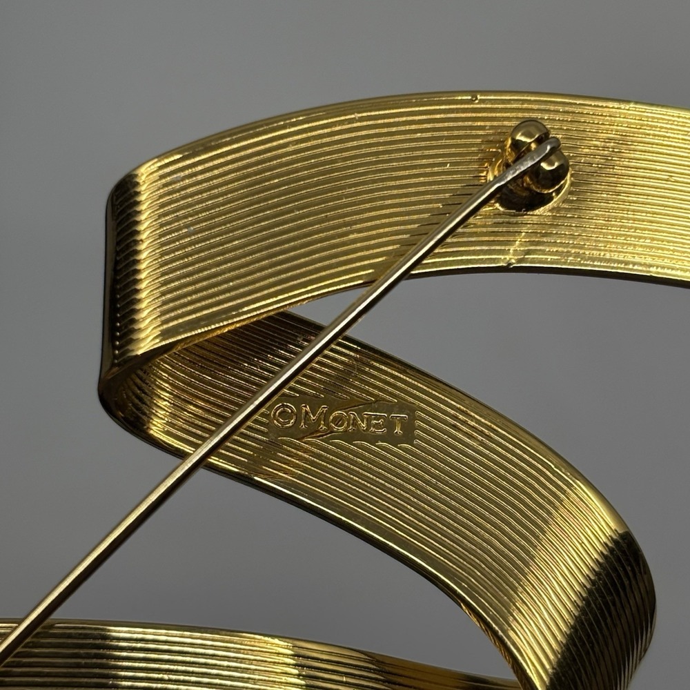 Vintage Monet Gold Tone Statement Brooch 90s 80s‎ Minimalist Pin - Picture 7 of 9
